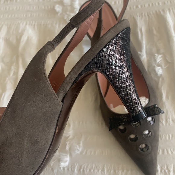 MARC JACOBS Pointy Bow Gray Suede Slingbacks 40.5 (9.5 US) NWOB - Picture 8 of 11